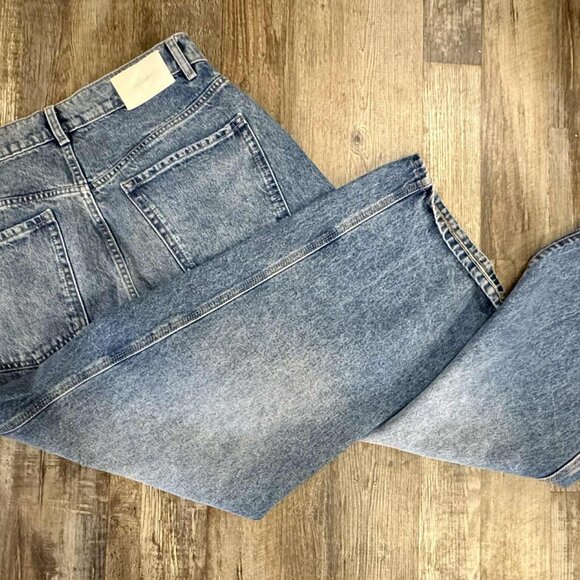 DL1961 Wide-Leg Jeans in Classic Blue Denim (Size 31 / 12–14) - Picture 7 of 10